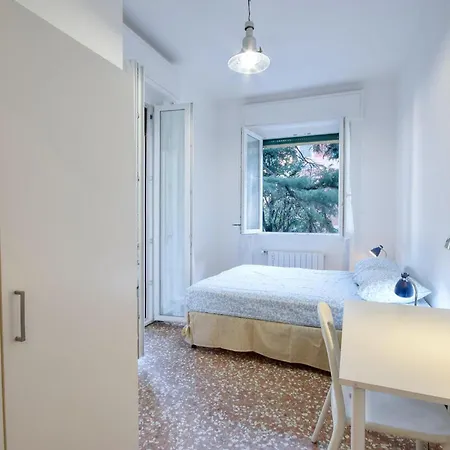 公寓 3 Bedroom Awesome In 热那亚