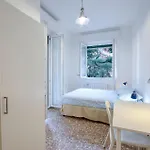 Appartement 3 Bedroom Amazing In Genua