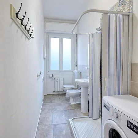 Pet Friendly In Apartament Genua